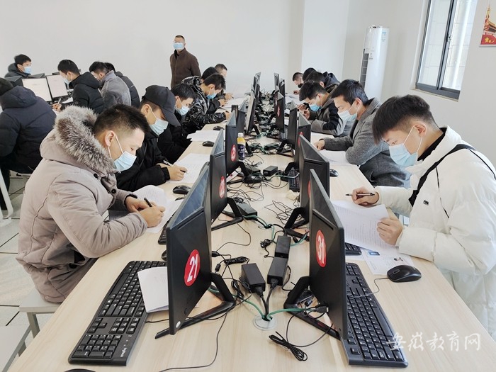 赋能退役军人，技能点亮新征程——肥西县职业技术学校开展计算机专业技能培训考核工作